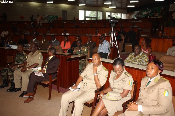 Douanes : Après la suspension de la grève / Michel Dehilisson (Sg du Syddd-CI) : “Que la Direction générale nous rétrocède ce qu`elle nous a arraché”